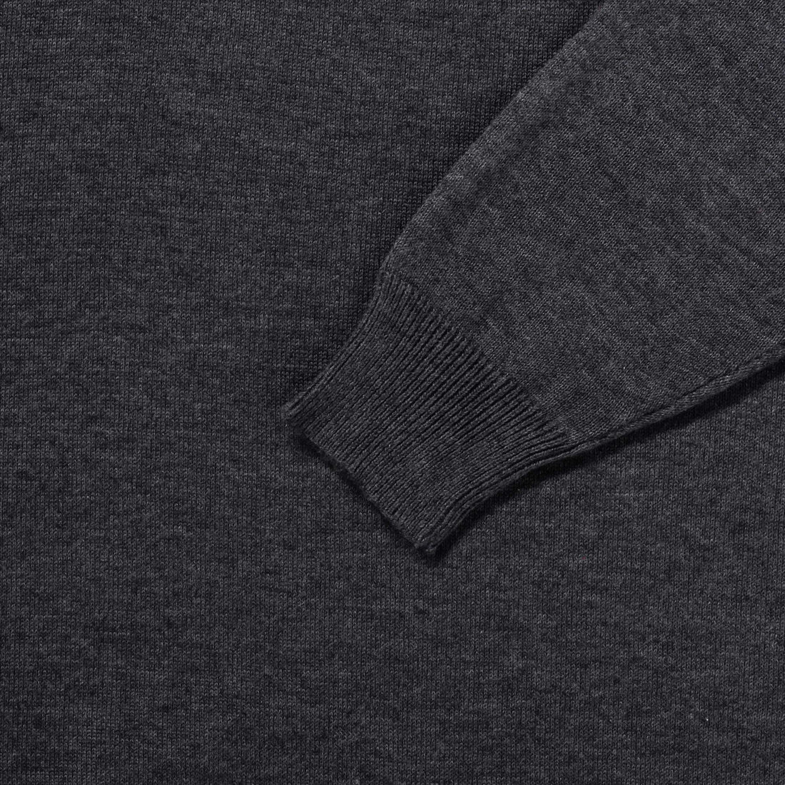 Russell Men V-neck Knitted Pullover