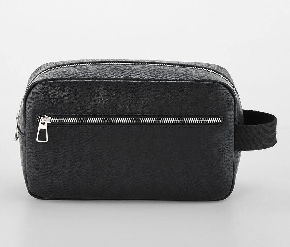 Quadra Tailored Luxe Pu Wash Bag