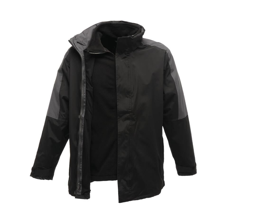 Regatta Defender Iii